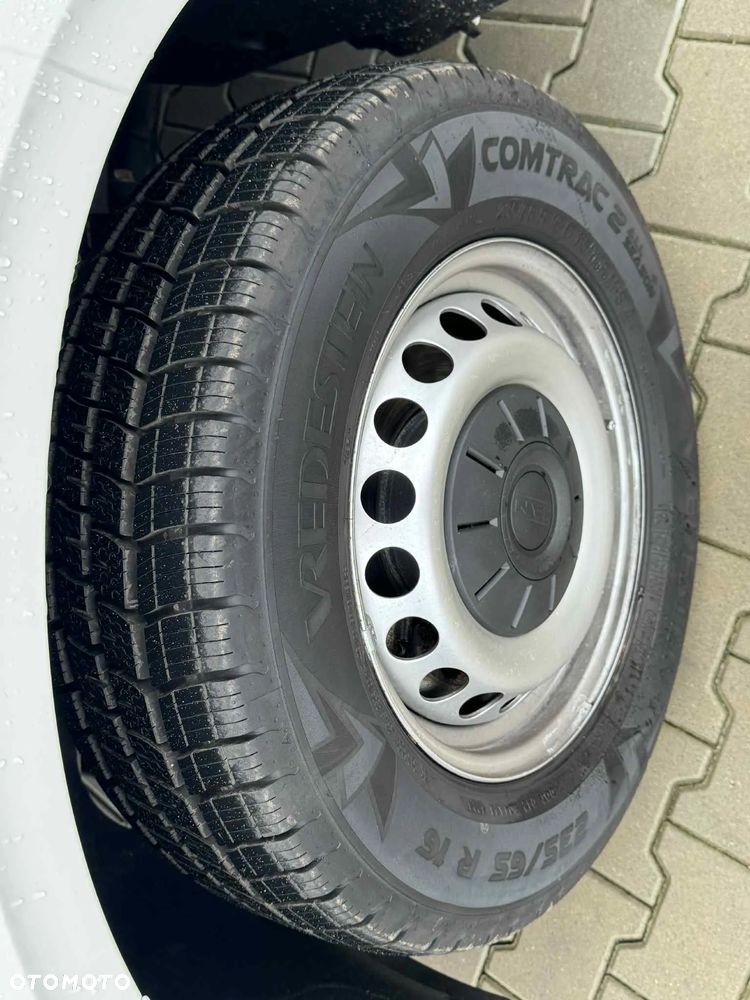 MAN TGE 3.140 FURGON L4H3 - 21