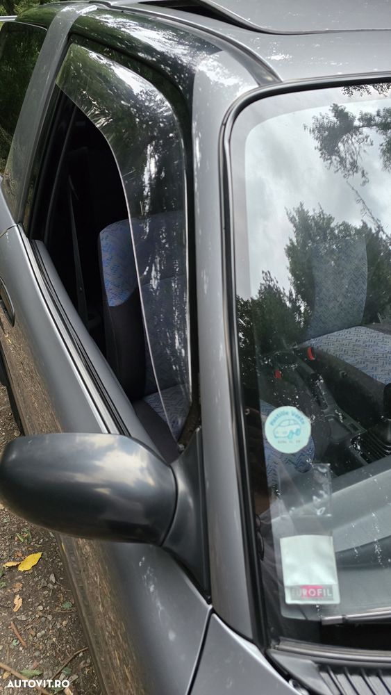 Toyota RAV4 - 37