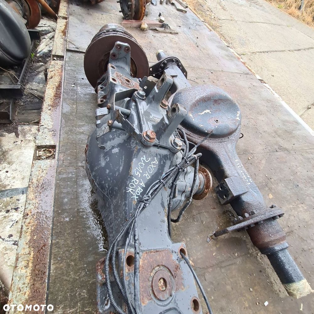 Most dyfer pochwa zwolnice mercedes Axor Arocs Actros 4x4 - 8