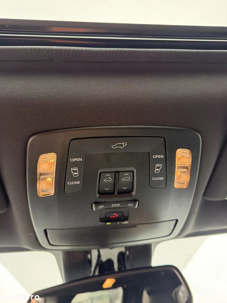 Toyota Sienna - 21