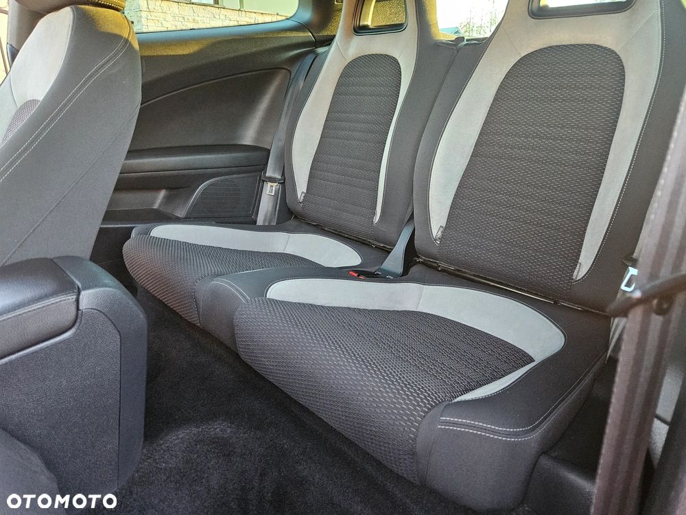 Volkswagen Scirocco - 32