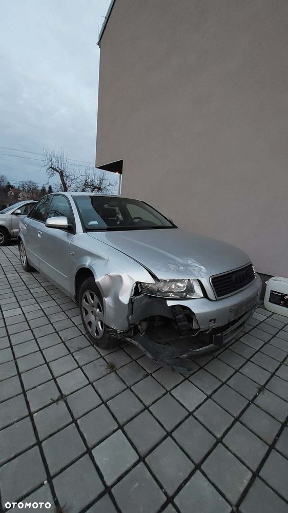 Audi A4 Limousine 1.9 TDI - 4