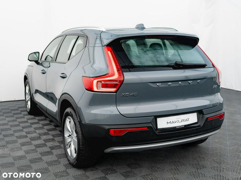 Volvo XC 40 T3 Momentum Pro - 5