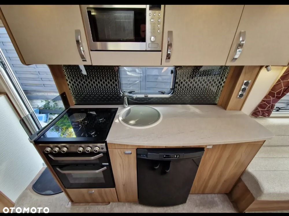 SWIFT CHALLENGER 530 - 7