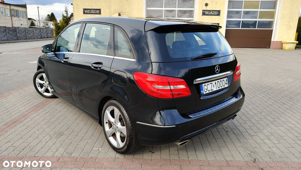 Mercedes-Benz Klasa B 200 Edition - 3