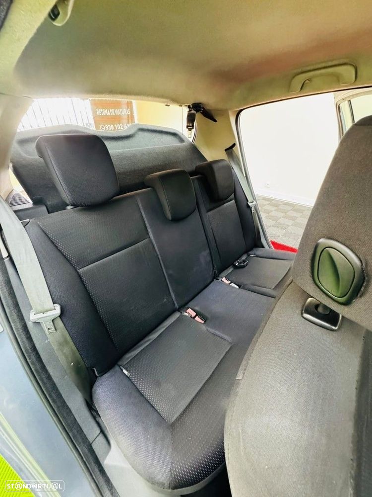 Renault Clio 1.2 16V Dynamique - 19
