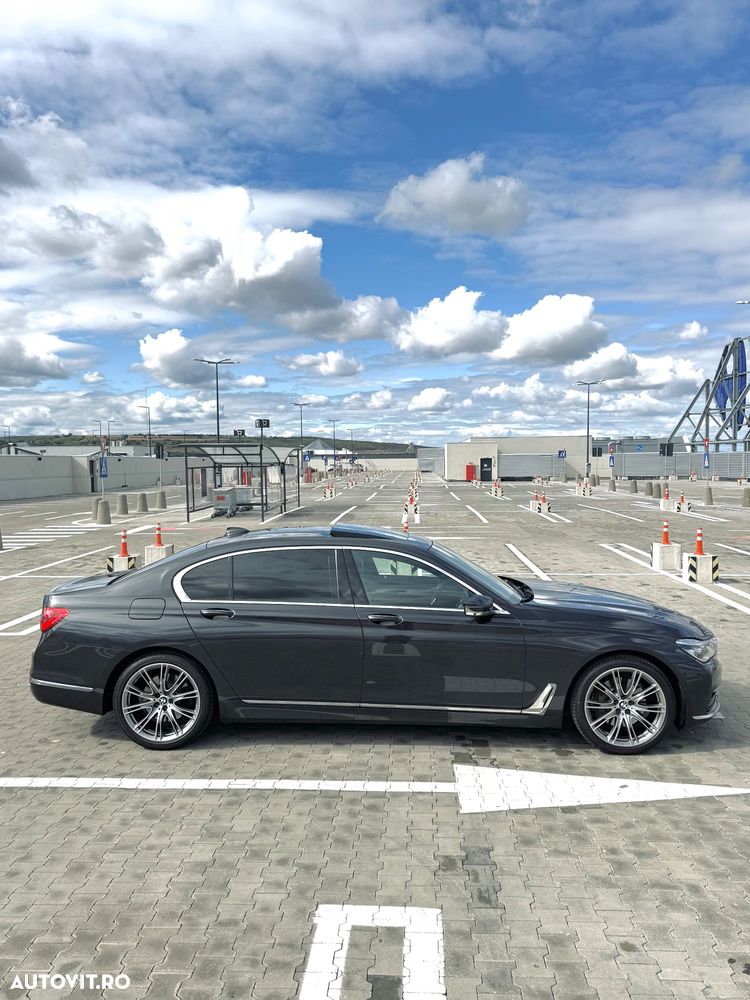 BMW Seria 7 730Ld xDrive - 12