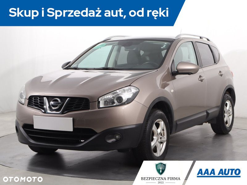 Nissan Qashqai - 2