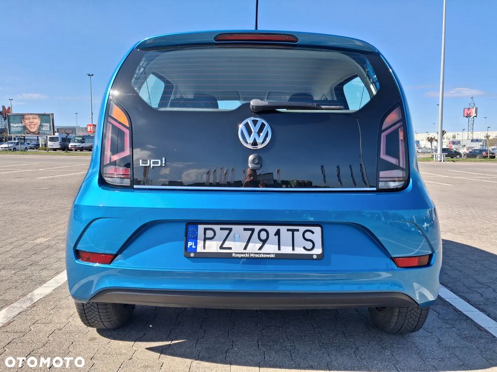 Volkswagen up! 1.0 high - 9