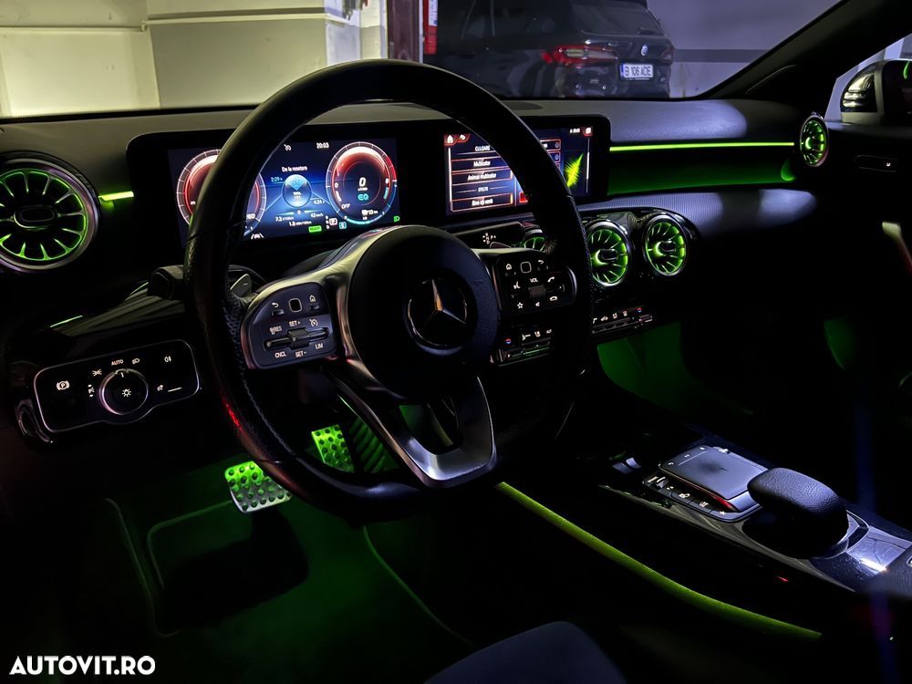 Mercedes-Benz A 250 e Aut. - 37