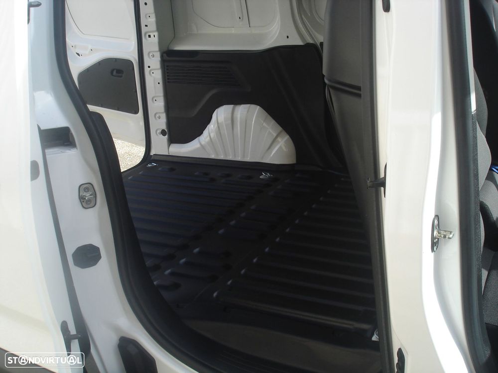 Toyota Proace City 1.5D L1 Exclusive - 25