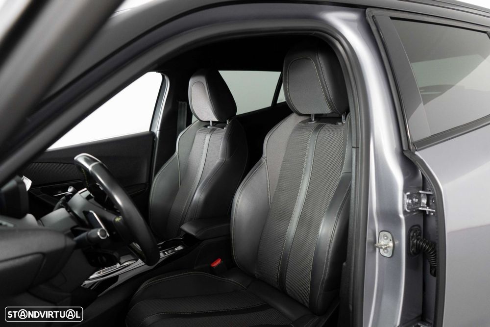 Peugeot 2008 1.2 PureTech GT EAT8 - 10