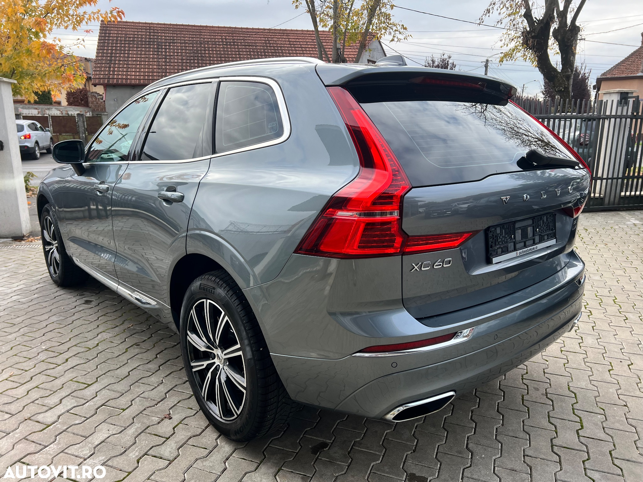 Volvo XC 60 D5 AWD Geartronic Inscription - 7