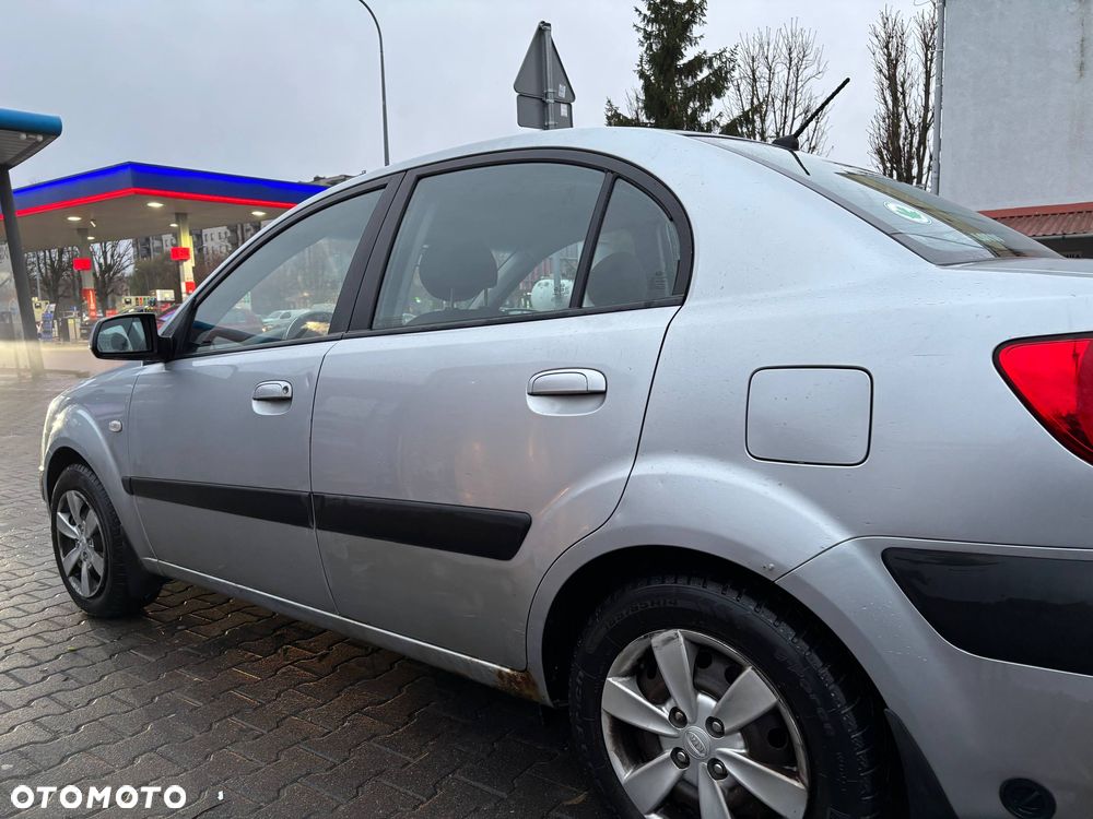 Kia Rio 1.4 / City - 6