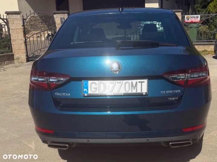 Skoda Superb 2.0 TSI 4x4 L&K DSG - 6