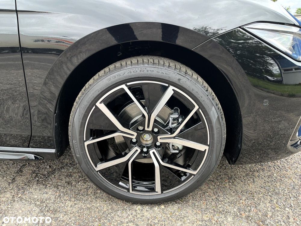 Volkswagen Passat Variant 2.0 TDI SCR R-Line Plus DSG - 39