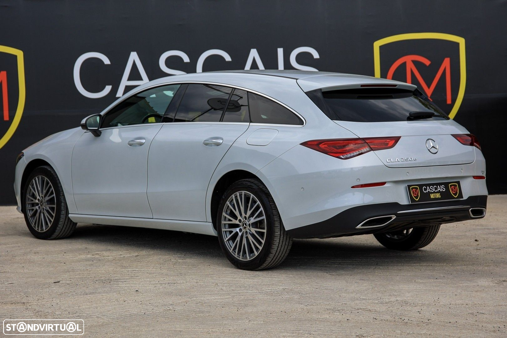 Mercedes-Benz CLA 250 e Shooting Brake 8G-DCT - 31