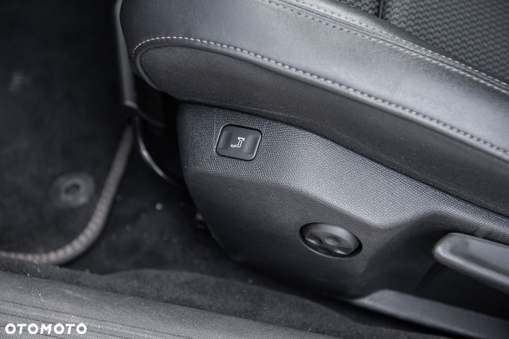 Peugeot 508 BlueHDi 130 EAT8 GT - 17
