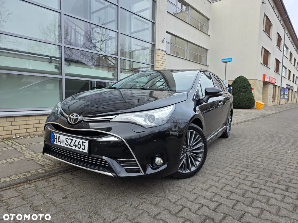 Toyota Avensis 1.8 Prestige - 1