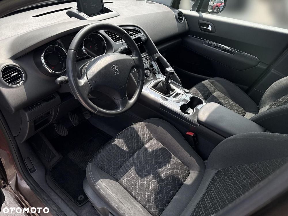 Peugeot 3008 1.6 HDi Active - 17