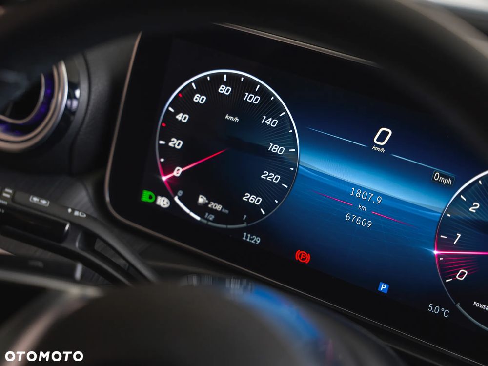 Mercedes-Benz Klasa C 300 4Matic 9G-TRONIC Avantgarde - 36