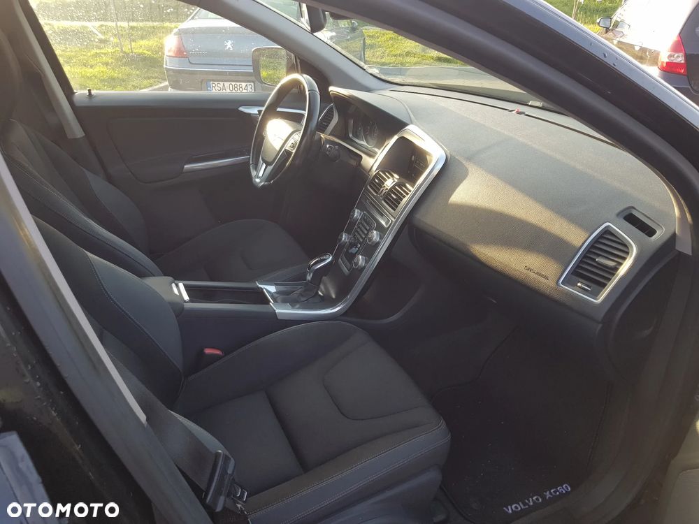 Volvo XC 60 T5 Drive-E Base - 6