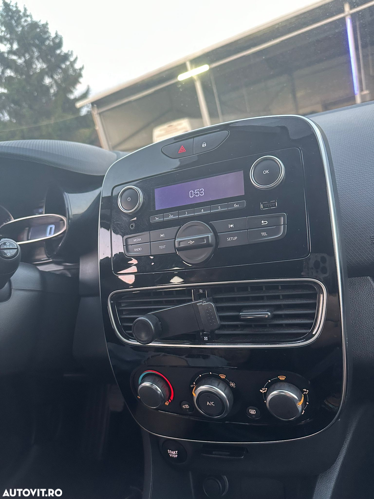 Renault Clio IV dCi Energy Life - 15