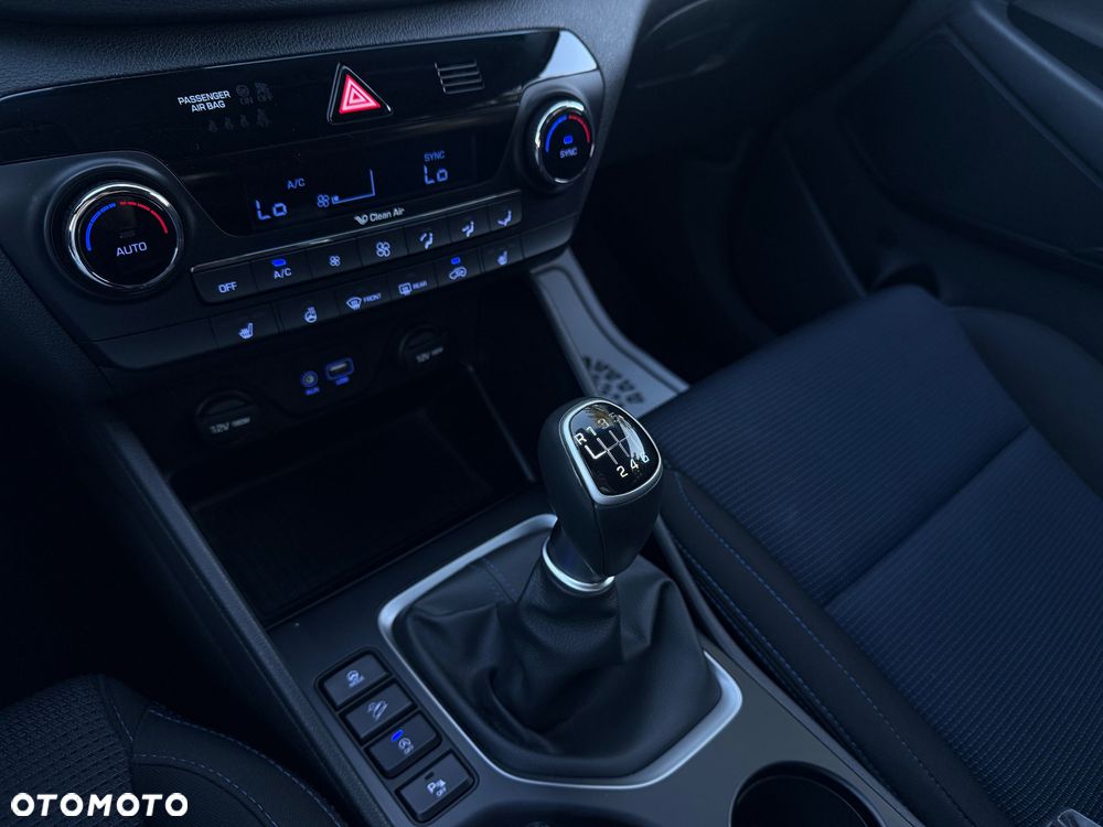 Hyundai Tucson blue 1.7 CRDi 2WD Passion Plus - 13