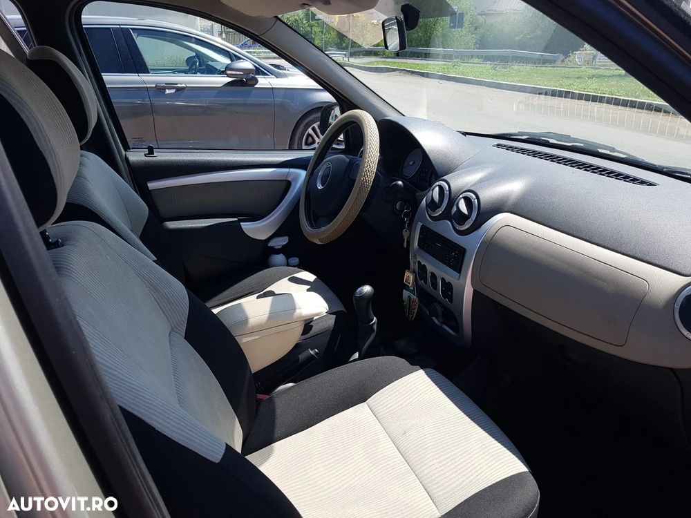 Dacia Logan K90 1.6 16v Laureate - 10