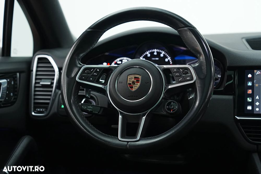Porsche Cayenne Coupe E-Hybrid Tiptronic S Platinum Edition - 40