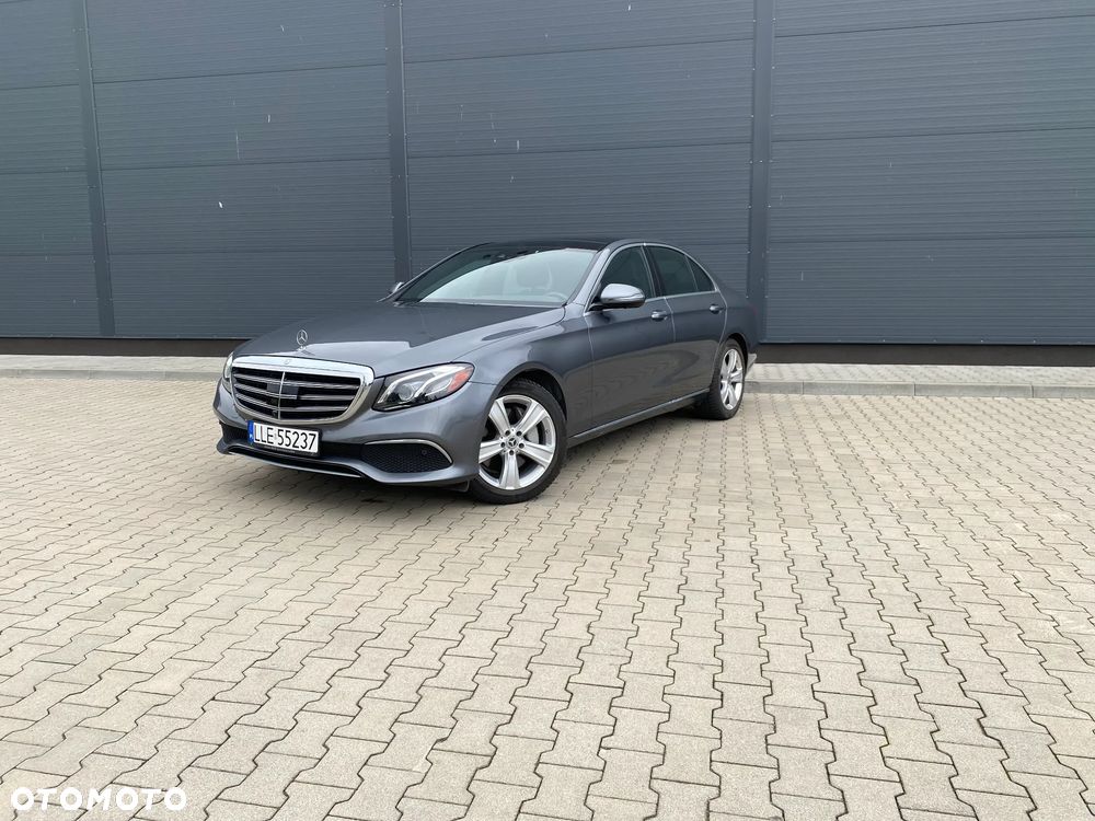 Mercedes-Benz Klasa E 300 9G-TRONIC - 8