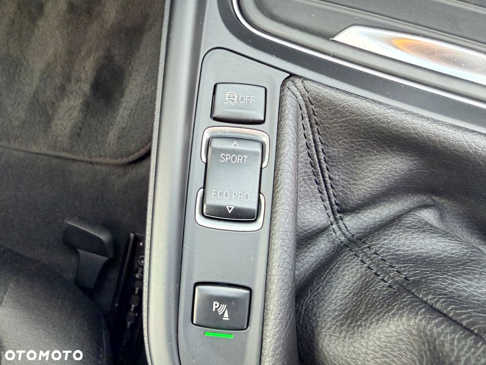 BMW Seria 3 320d DPF - 33