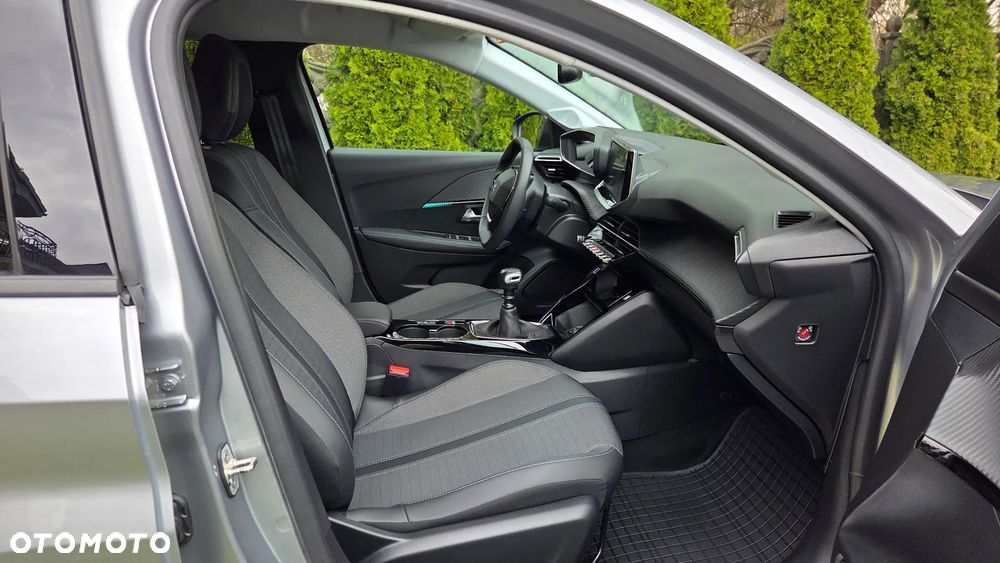 Peugeot 208 1.2 PureTech Allure S&S - 15