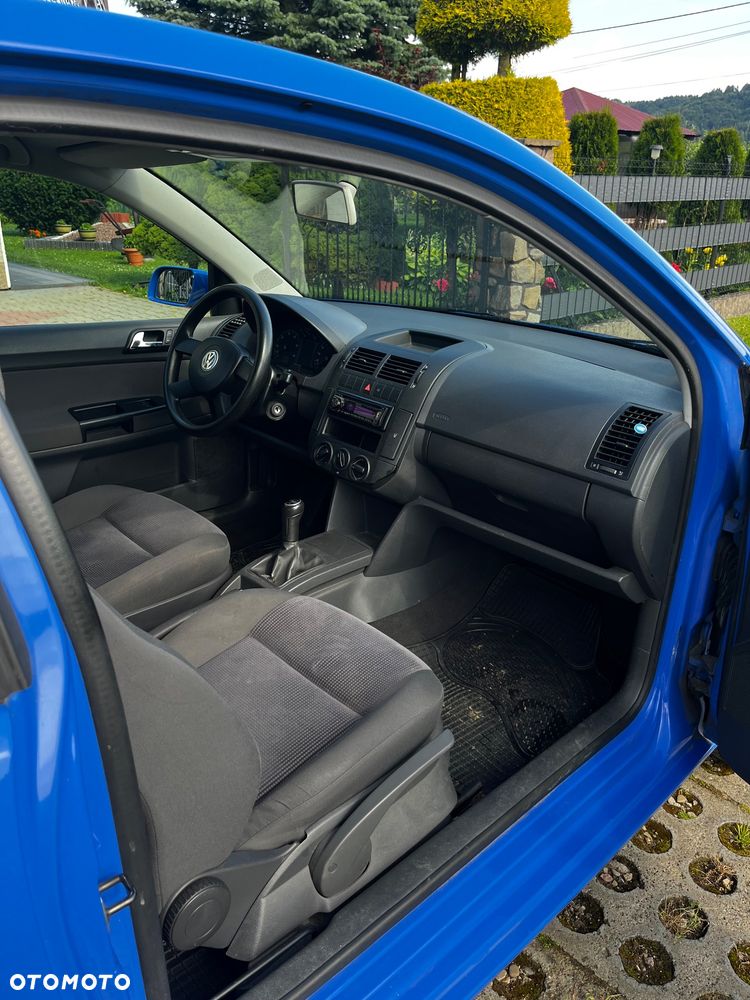 Volkswagen Polo - 10