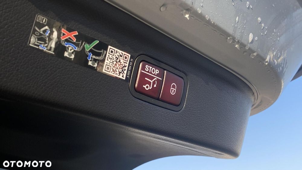 Mercedes-Benz EQE - 21