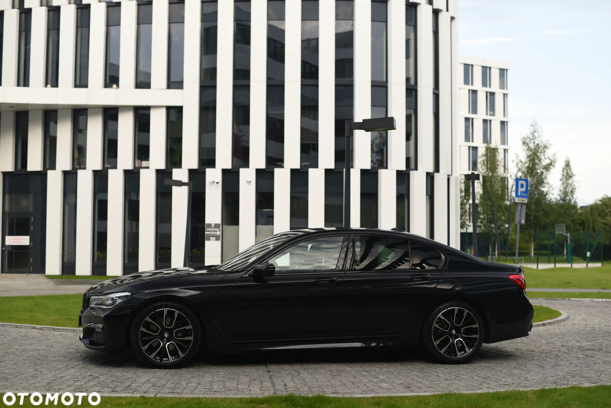 BMW Seria 7 740d xDrive - 5