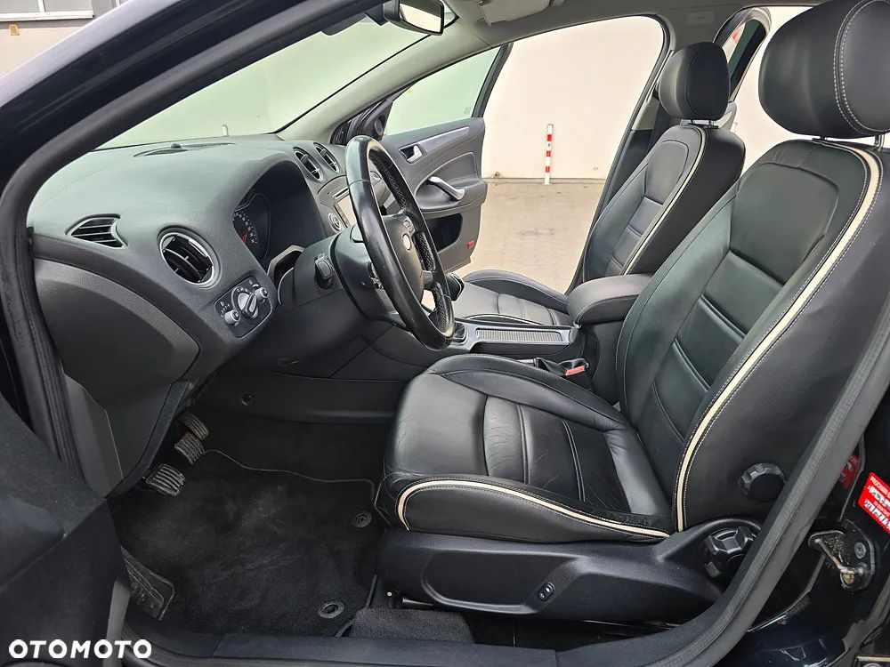 Ford Mondeo - 14