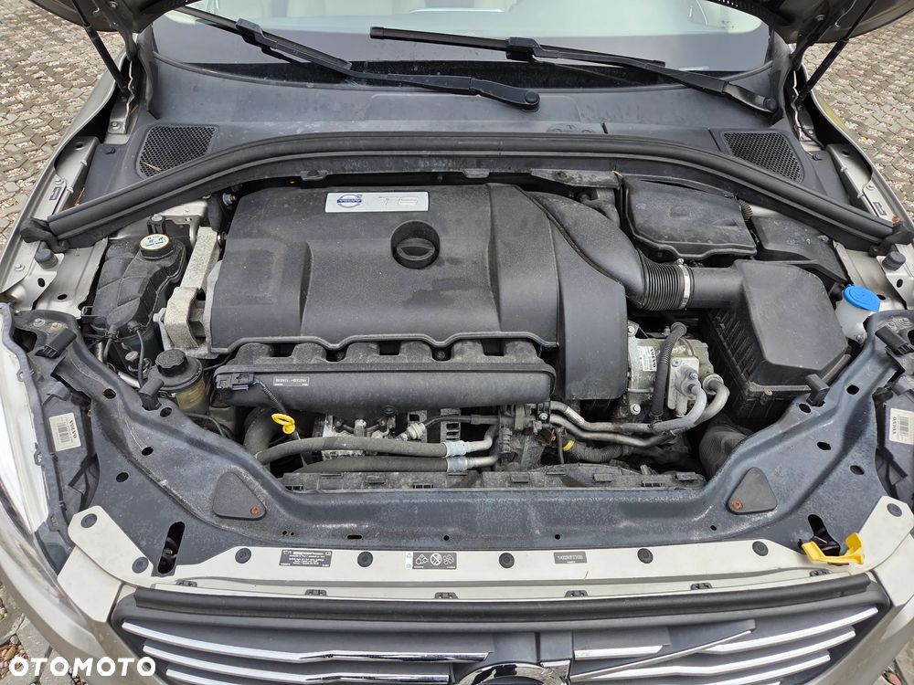 Volvo XC 60 T6 AWD Summum - 8