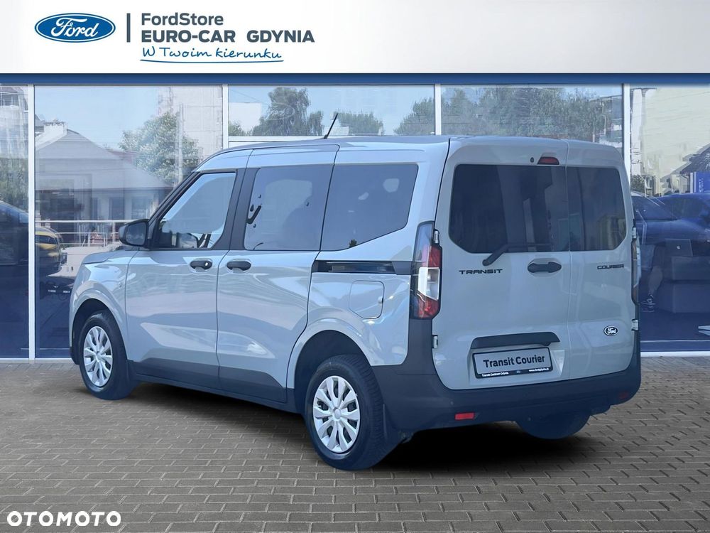 Ford Transit Courier - 5