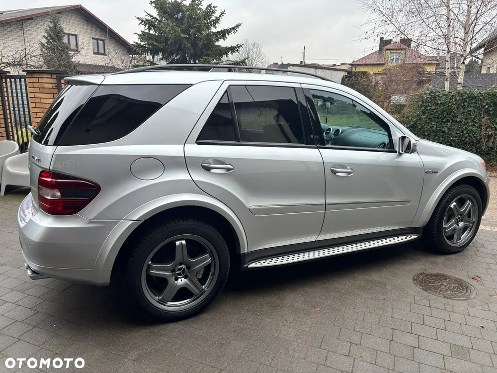 Mercedes-Benz ML 63 AMG 4-Matic - 10