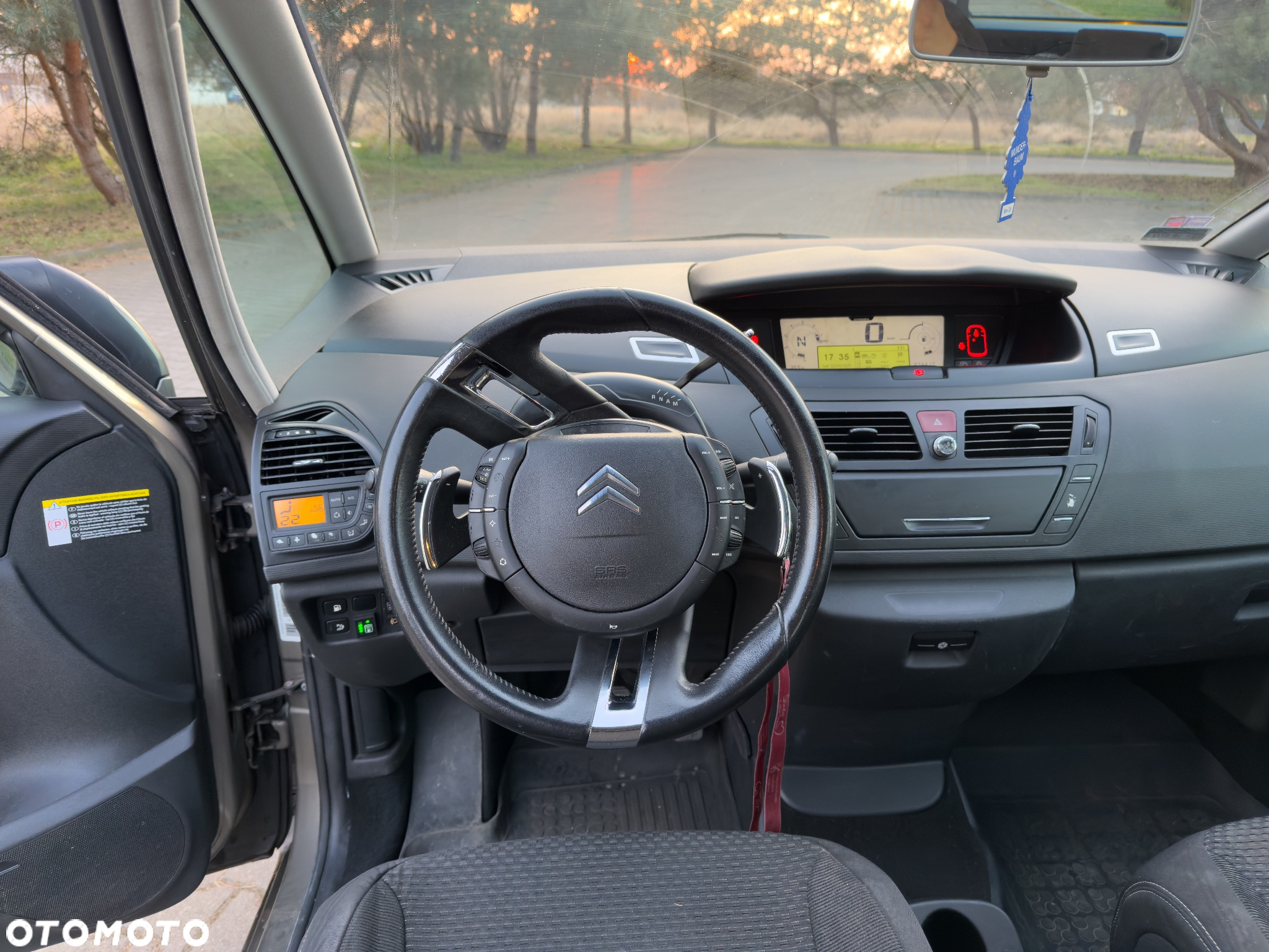 Citroën C4 Grand Picasso 2.0 16V Exclusive - 7