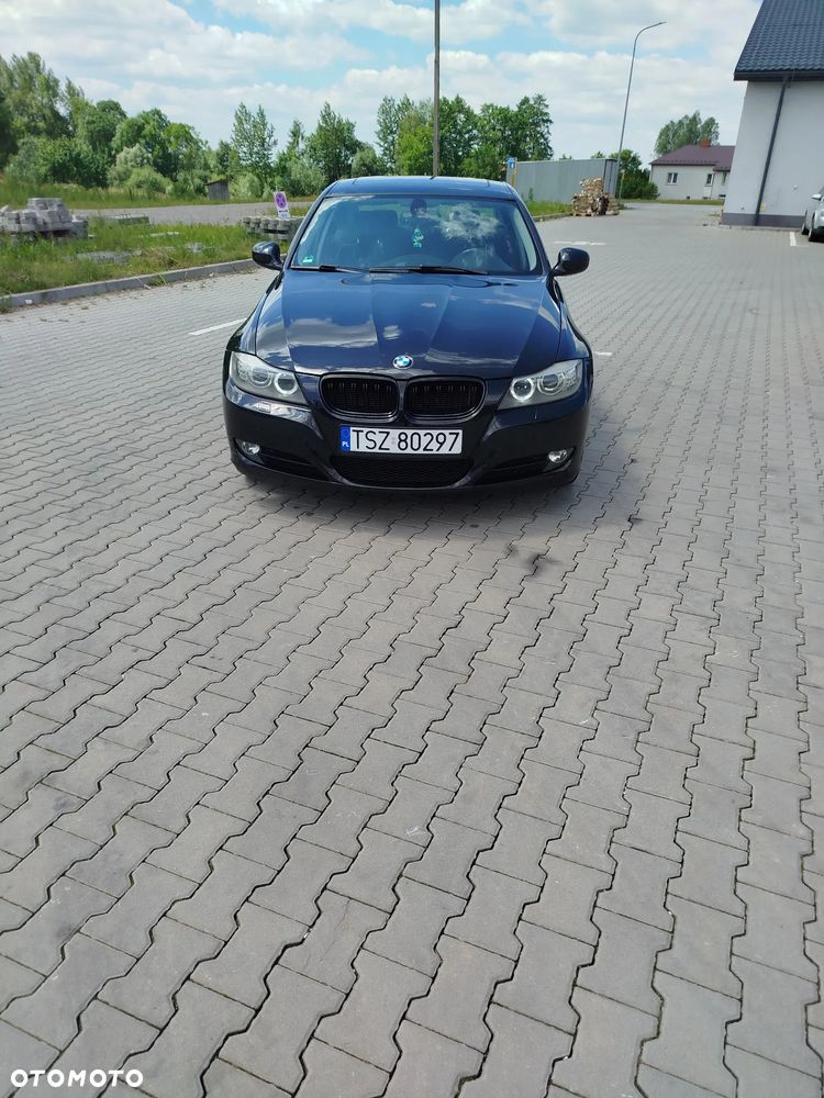 BMW Seria 3 318i - 7