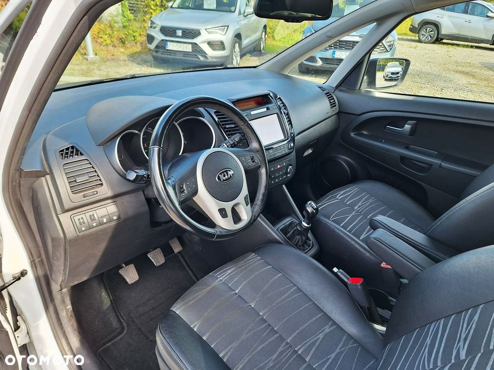 Kia Venga 1.4 CVVT Business Line - 10