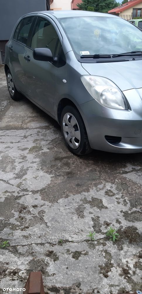 Toyota Yaris 1.0 VVT-i Style - 2