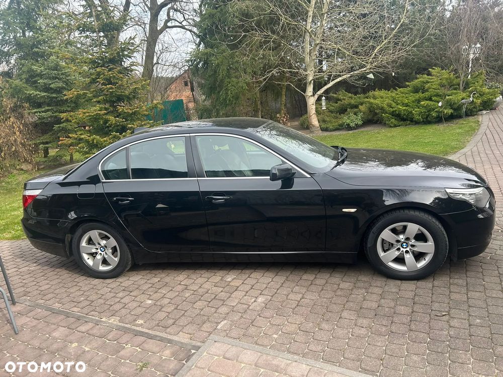 BMW Seria 5 520d - 5