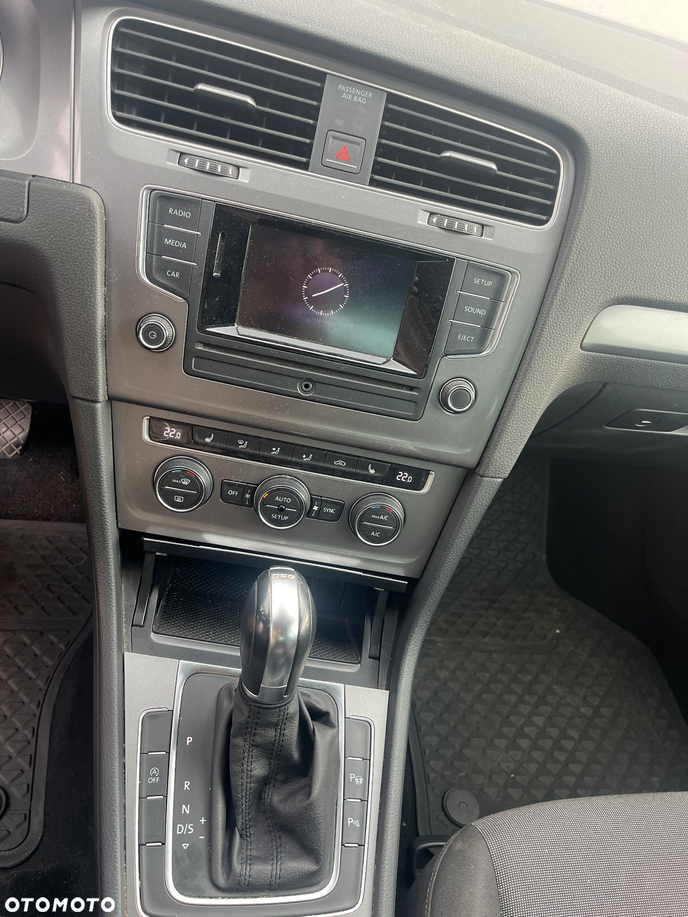 Volkswagen Golf 1.6 TDI BlueMotion Technology DSG Comfortline - 6