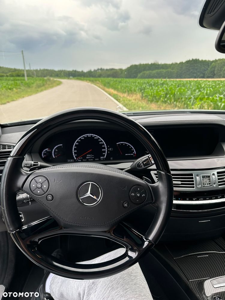 Mercedes-Benz Klasa S 63 AMG - 15