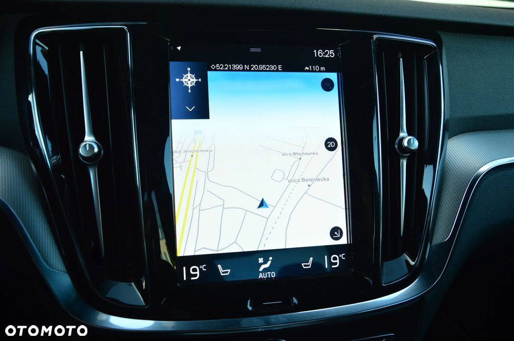 Volvo S60 T4 R-Design - 26