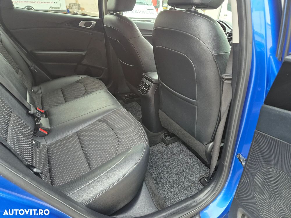 Kia XCeed 1.6 CRDi Eco-Dynamics+(48V Mild-Hybrid) DCT7 SPIRIT - 24