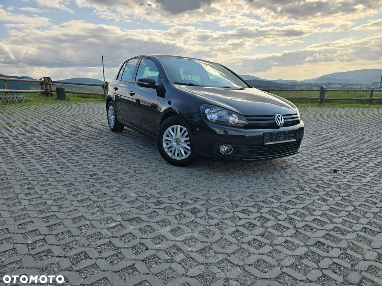 Volkswagen Golf - 4